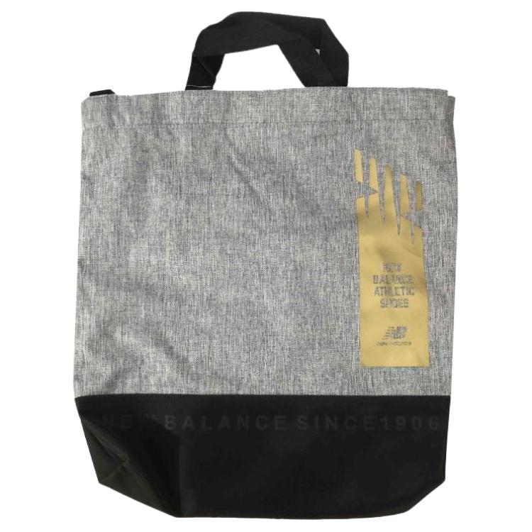 New Balance Fabric Crossbody Bag, Shoulder Bag, Handbag Unisex Gray GC621171-GR
New Balance Fabric Crossbody Bag, Shoulder Bag, Handbag Unisex Gray GC621171-GR