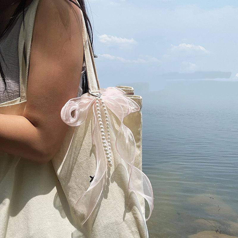 Sweet Mesh Yarn Pearl Bowknot Keychain Pendant Bag Hanging Ornament Keyring Backpack Decoration
Sweet Mesh Yarn Pearl Bowknot Keychain Pendant Bag Hanging Ornament Keyring Backpack Decoration