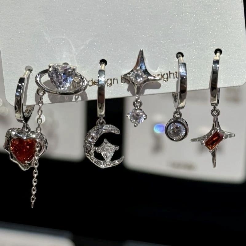 Набор из 6 штук Готика Панк Винтаж Эстетика Сердце Луна Крест Звезда Подвеска Серьги Для Мужчин Женщин Гранж Y2K Ювелирные Аксессуары
Набор из 6 штук Готика Панк Винтаж Эстетика Сердце Луна Крест Звезда Подвеска Серьги Для Мужчин Женщин Гранж Y2K Ювелирные Аксессуары