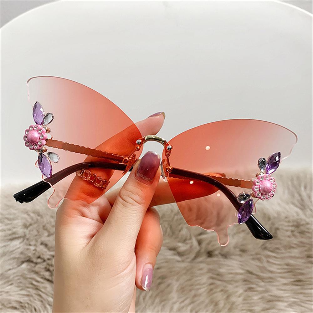 Streetwear Party Eyewear Shades Crystal Butterfly Sunglasses Diamond Glasses Rimless Sun Glasses
Streetwear Party Eyewear Shades Crystal Butterfly Sunglasses Diamond Glasses Rimless Sun Glasses