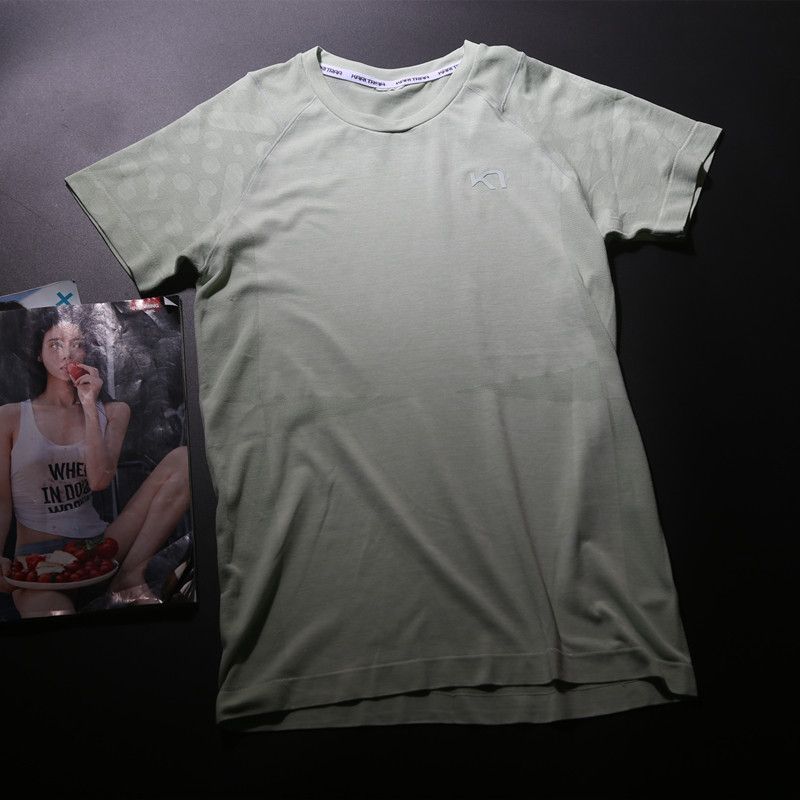 American Orders! Lightweight Quick-Drying Exercise Short Sleeves Women s Comfortable Breathable Running Professional Yoga Tops T-shirt Workout Clothes Olive green M
American Orders! Lightweight Quick-Drying Exercise Short Sleeves Women s Comfortable Breathable Running Professional Yoga Tops T-shirt Workout Clothes Olive green M
