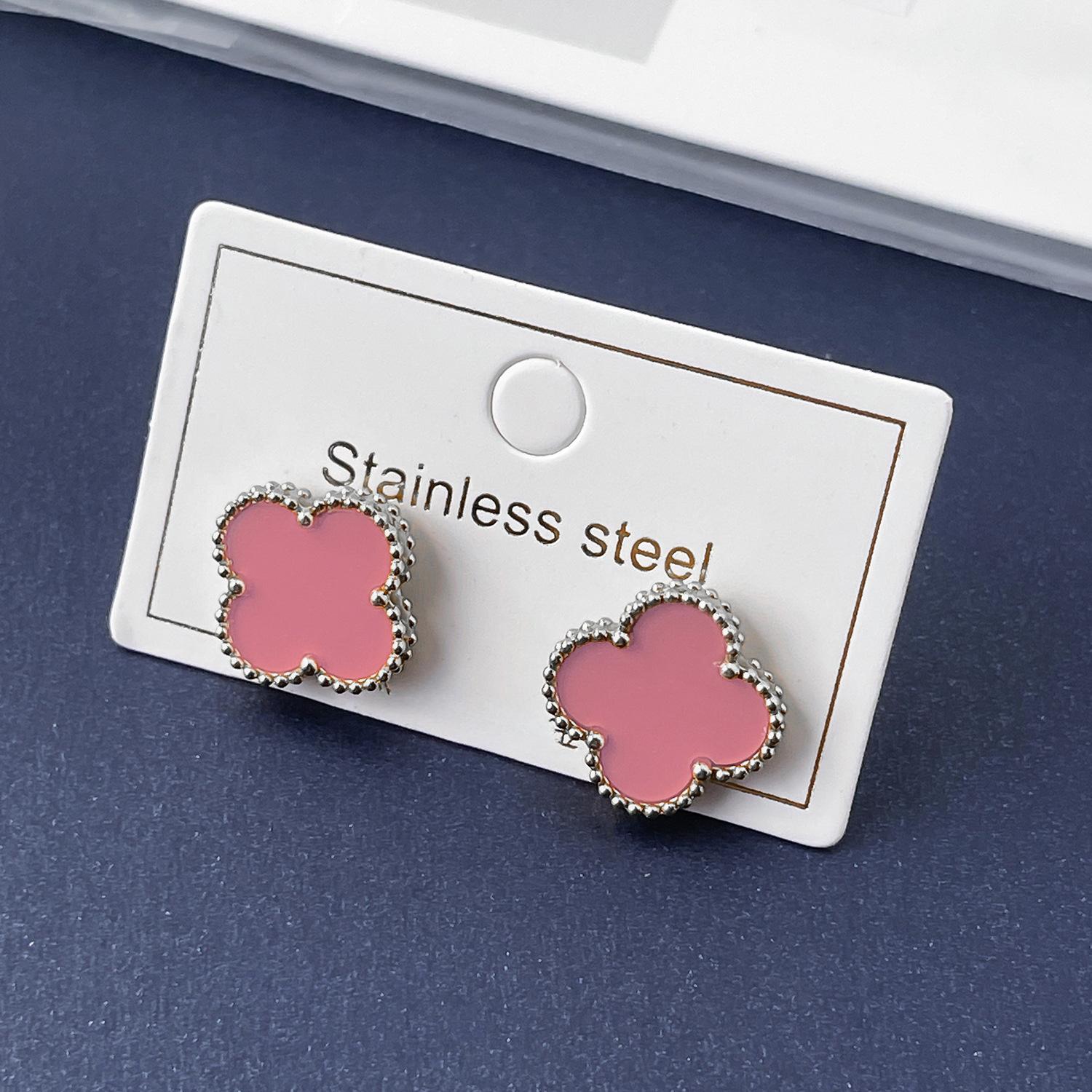 Серьги-пусеты Четырехлистный клевер 15 мм, глянцевые, высококачественная модная титановая сталь, не теряют цвет
Серьги-пусеты Четырехлистный клевер 15 мм, глянцевые, высококачественная модная титановая сталь, не теряют цвет