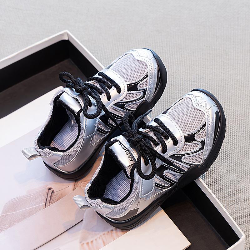 Children s Versatile Outdoor Hiking Shoes, New Autumn Model for Girls, Breathable Mesh Forrest Gump Shoes, Korean Style Sneakers 37 сірий колір
Children s Versatile Outdoor Hiking Shoes, New Autumn Model for Girls, Breathable Mesh Forrest Gump Shoes, Korean Style Sneakers 37 сірий колір