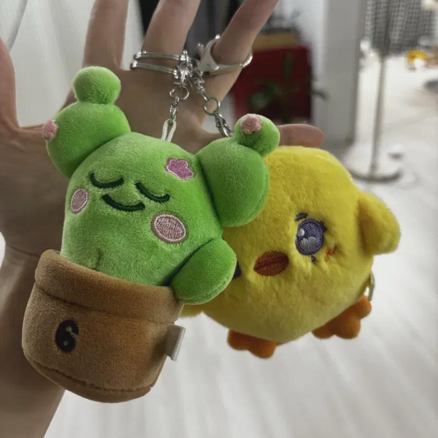 Брелок для ключей Iu Pippi, Кукла-суккулент
Брелок для ключей Iu Pippi, Кукла-суккулент