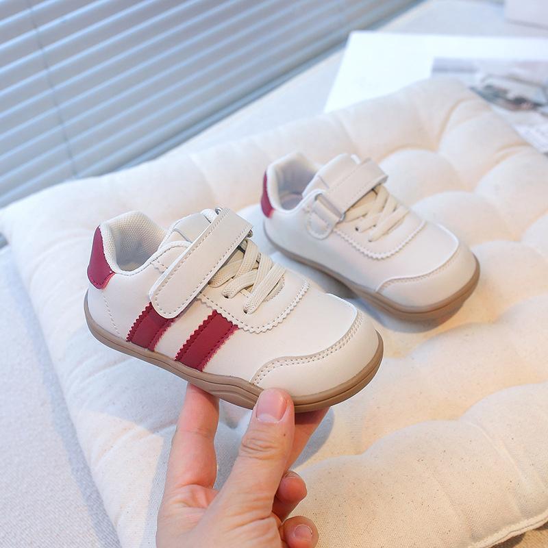 2025 spring and autumn new children s low-top board shoes German training shoes non-slip soft-soled white shoes boys shoes girls single shoes 22
2025 spring and autumn new children s low-top board shoes German training shoes non-slip soft-soled white shoes boys shoes girls single shoes 22