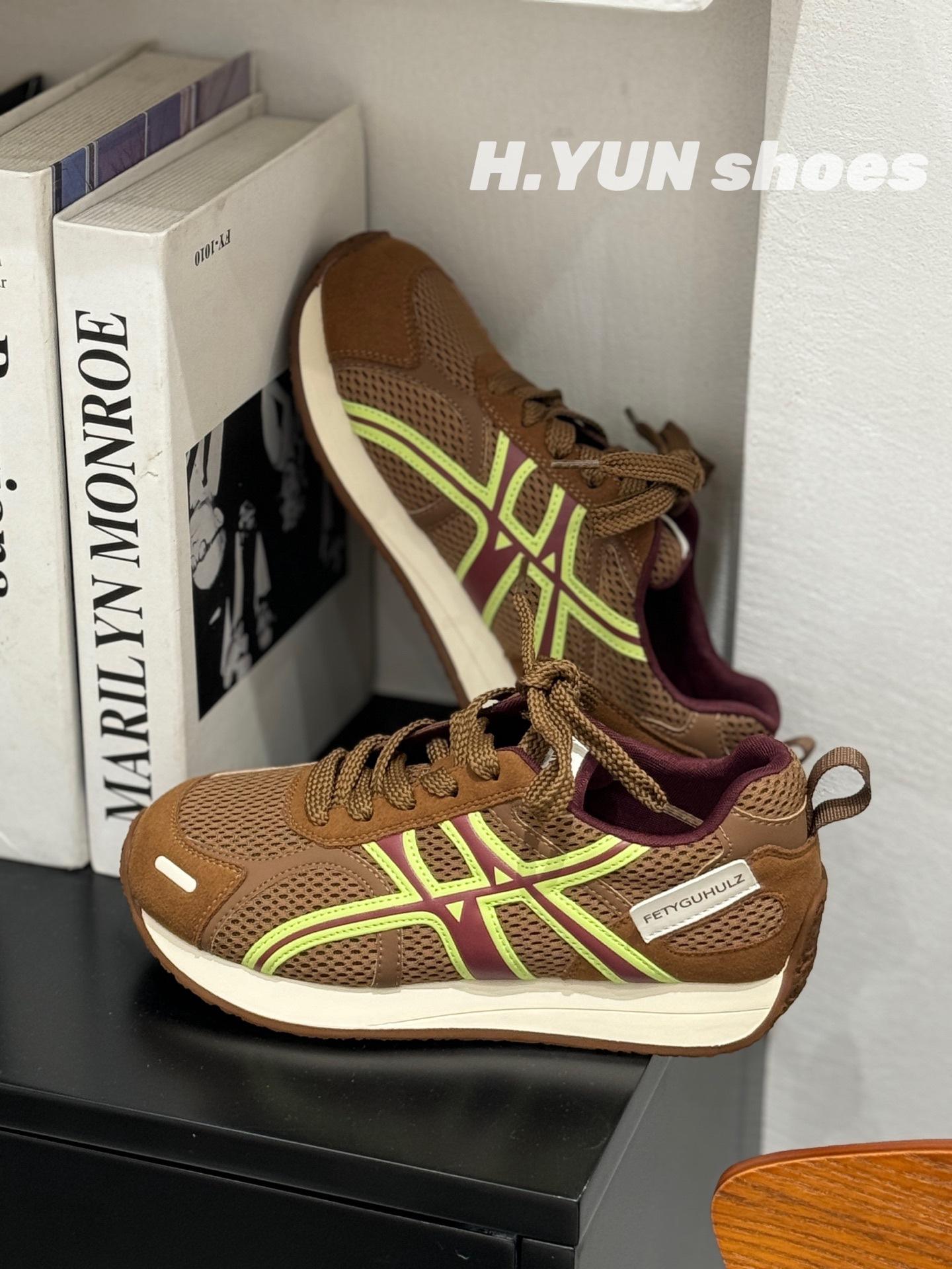 Thick-soled mesh dad shoes women s 2025 new spring and summer breathable height increase casual sports versatile Forrest Gump shoes 40 коричневый
Thick-soled mesh dad shoes women s 2025 new spring and summer breathable height increase casual sports versatile Forrest Gump shoes 40 коричневый