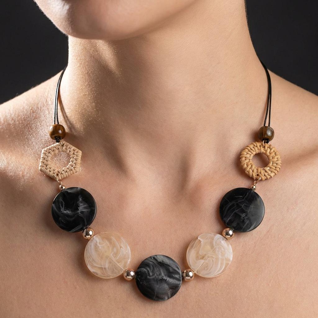 Bohemian Patchwork Necklace Women Faux Rattan Acrylic Round Necklace Vintage Creative Fashion Jewelry Gifts for Vacation Travel
Bohemian Patchwork Necklace Women Faux Rattan Acrylic Round Necklace Vintage Creative Fashion Jewelry Gifts for Vacation Travel