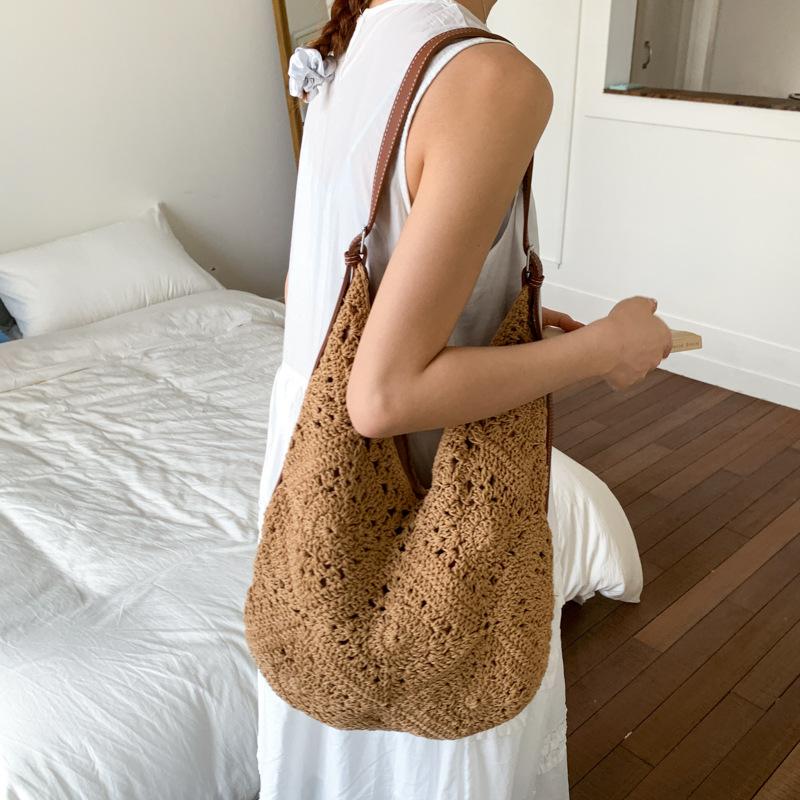Summer hollow woven bag women s 2025 new tote beach vacation bag large capacity shoulder messenger bag
Summer hollow woven bag women s 2025 new tote beach vacation bag large capacity shoulder messenger bag