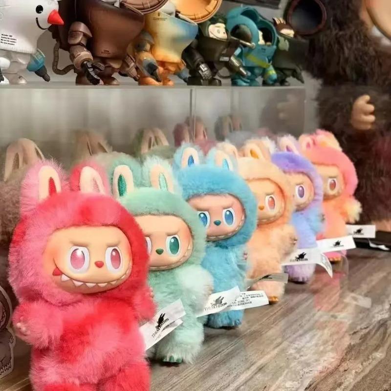 High Quality Popular LaBuBu V3 Monster Big Energy Series Blind Box Lovely Doll Clothing Roll Gift Blind Bag
High Quality Popular LaBuBu V3 Monster Big Energy Series Blind Box Lovely Doll Clothing Roll Gift Blind Bag