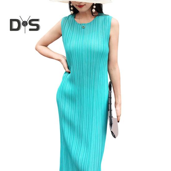 Женское платье-жилет, плиссированное, свободное, с круглым вырезом, однотонное, прямое, без рукавов, длиной до икры, платье миди XL озеро синий
Женское платье-жилет, плиссированное, свободное, с круглым вырезом, однотонное, прямое, без рукавов, длиной до икры, платье миди XL озеро синий