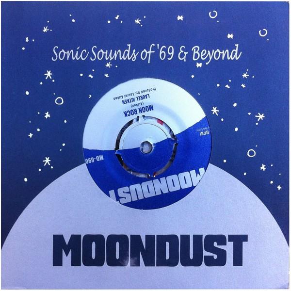 7inch Record LAUREL AITKEN - Apollo 12 (Skinhead Invasion) / Moo MD6902 Moondust 2011 US Reggae, Ska & Dub Used
7inch Record LAUREL AITKEN - Apollo 12 (Skinhead Invasion) / Moo MD6902 Moondust 2011 US Reggae, Ska & Dub Used