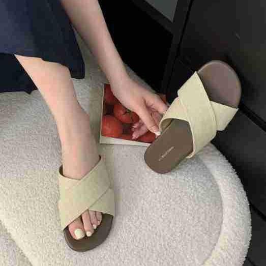 Summer Cloth Flat-Bottomed Slippers Women S Wear Cross-Open-Toe One-Word Slippers Soft-Bottom Casual Sandals Wholesale 39
Summer Cloth Flat-Bottomed Slippers Women S Wear Cross-Open-Toe One-Word Slippers Soft-Bottom Casual Sandals Wholesale 39