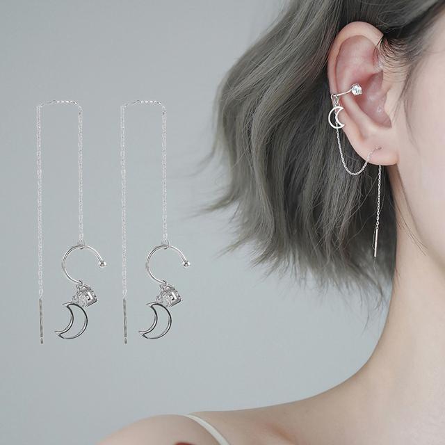 Модные минималистичные длинные серьги серебряного цвета с простой цепочкой с кисточками, женские серьги-гвоздики в Корейском стиле, ювелирные изделия в виде джокера
Модные минималистичные длинные серьги серебряного цвета с простой цепочкой с кисточками, женские серьги-гвоздики в Корейском стиле, ювелирные изделия в виде джокера