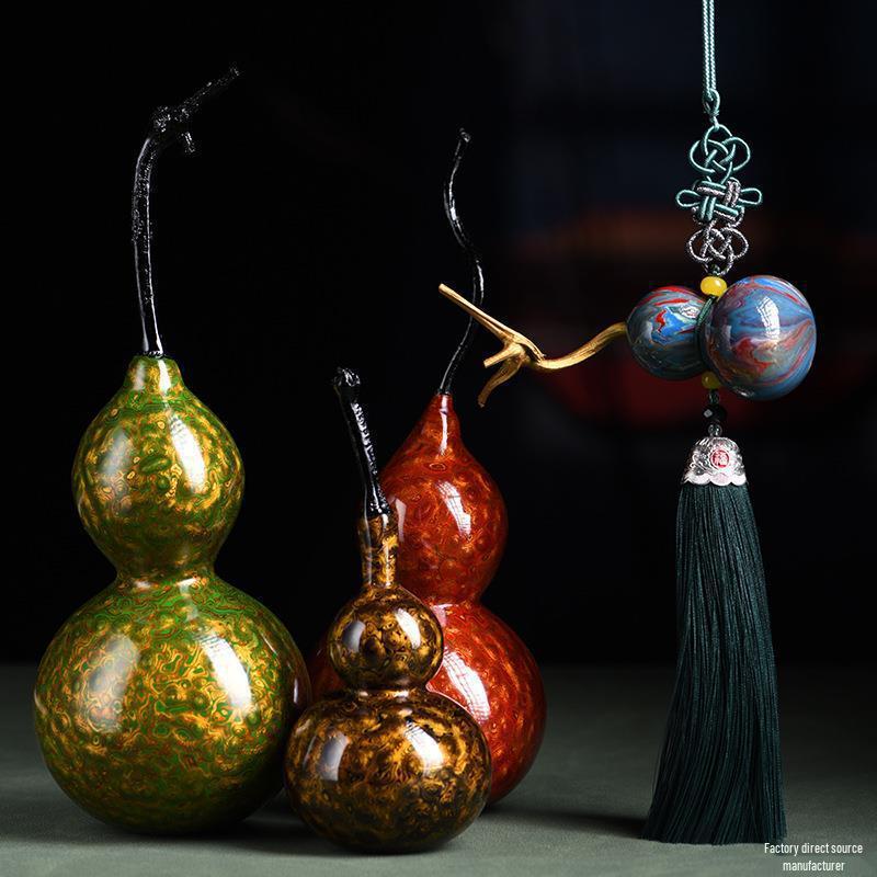 Handcrafted Fuzhou Lacquerware Gourd Pendant: Exquisite Craftsmanship, Cultural Elegance Blue and Green Small Gourd Single
Handcrafted Fuzhou Lacquerware Gourd Pendant: Exquisite Craftsmanship, Cultural Elegance Blue and Green Small Gourd Single