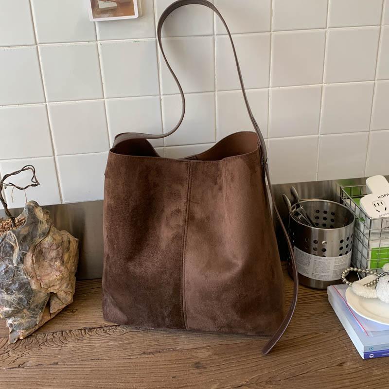 осень-зима 2025 новая высококлассная ретро сумка-ведро большая вместимость модная взрывная сумка на плечо сумка-мессенджер