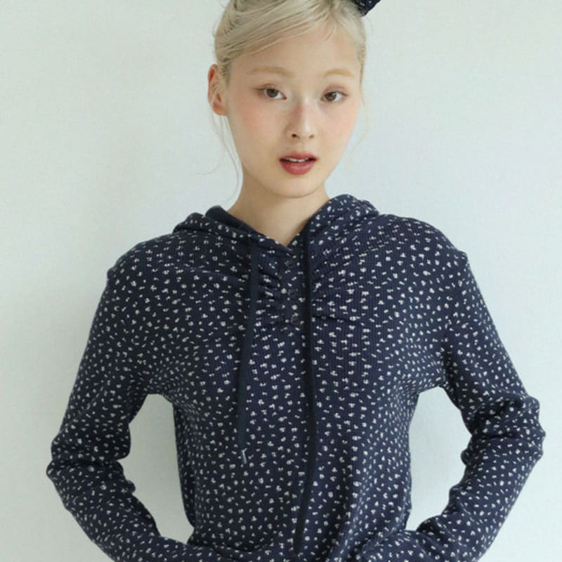 UGLYSHADOW ЦВЕТОЧНАЯ ВАФЕЛЬНАЯ РЕЗИНКА-СКРАНЧИ(NAVY) FREE
UGLYSHADOW ЦВЕТОЧНАЯ ВАФЕЛЬНАЯ РЕЗИНКА-СКРАНЧИ(NAVY) FREE