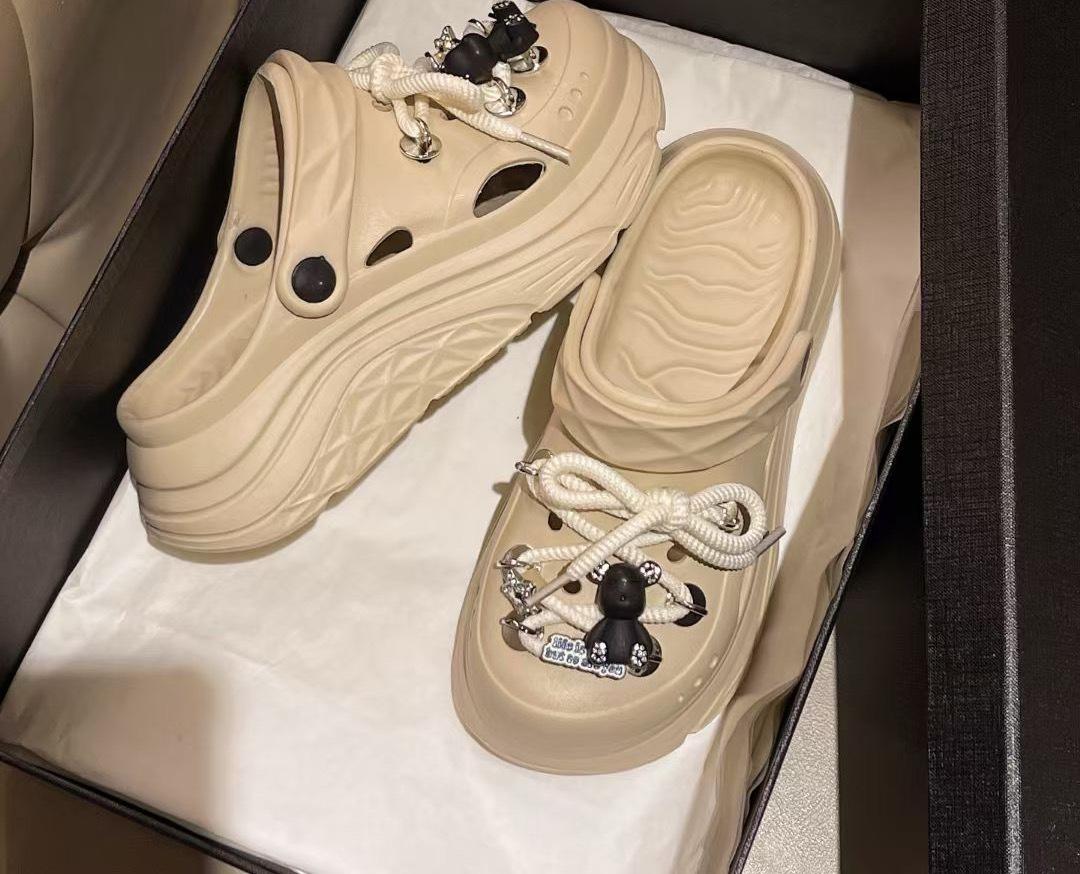 3330-17 Нишевые трендовые крутые туфли на толстой подошве с отверстиями для увеличения роста, новая летняя нескользящая удобная крутая обувь 40/41