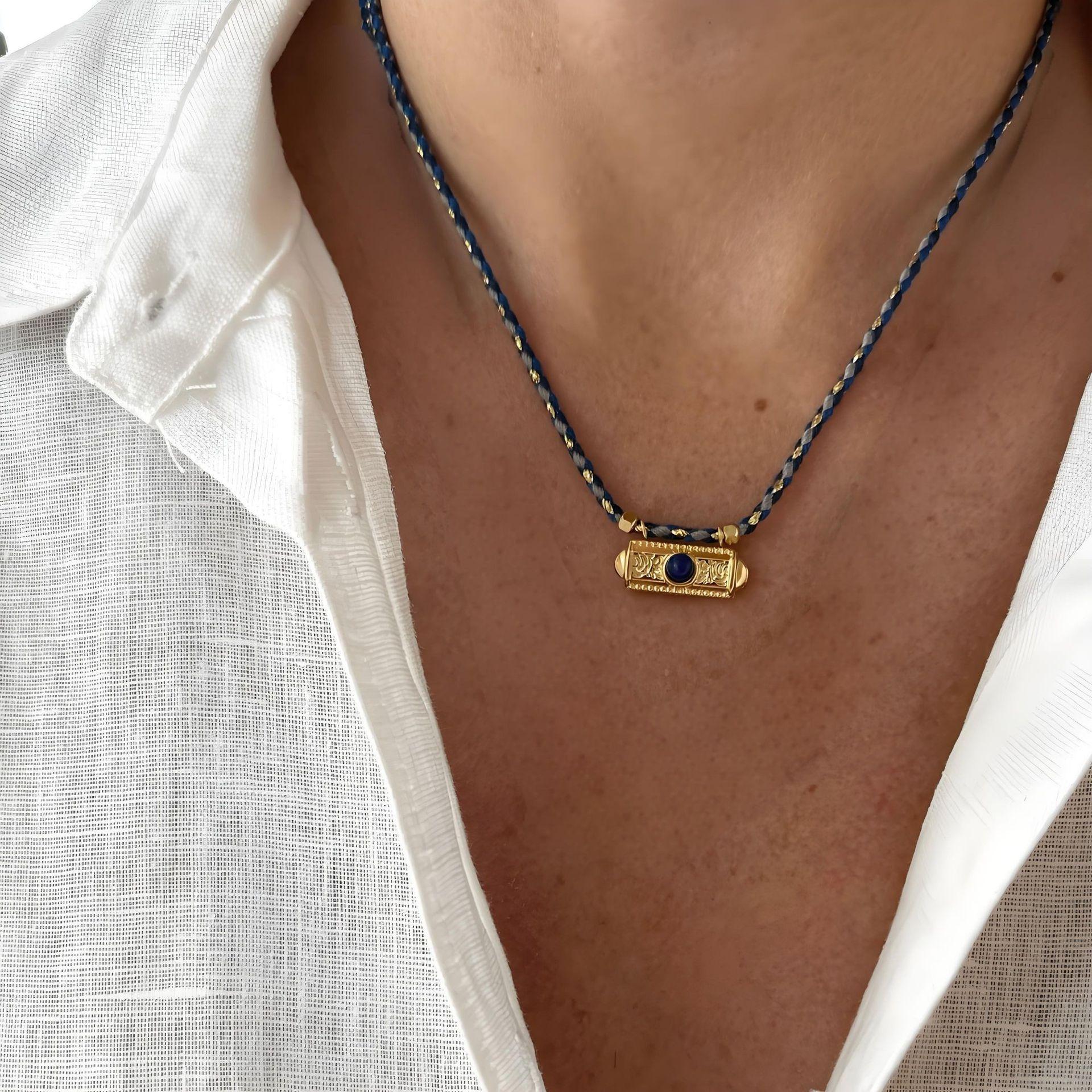 American Color Oil Drop Love Butterfly Pendant Braided Rope Necklace Niche Design Light Luxury Fashion Collarbone Chain Women S Jewelry
American Color Oil Drop Love Butterfly Pendant Braided Rope Necklace Niche Design Light Luxury Fashion Collarbone Chain Women S Jewelry