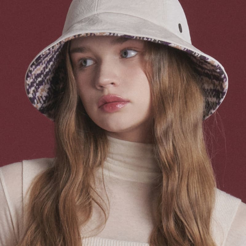 БЕЛЫЕ ПЕСКИ Фиолетовая этикетка Бархатная круглая шляпа-ведро Ливерпуль Слоновая кость IVORY_Free
БЕЛЫЕ ПЕСКИ Фиолетовая этикетка Бархатная круглая шляпа-ведро Ливерпуль Слоновая кость IVORY_Free