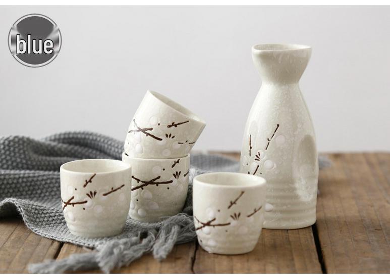 Japanese Sake and Baijiu Set: Small Decanter with Shot Glasses for Whiskey and Drinks
Japanese Sake and Baijiu Set: Small Decanter with Shot Glasses for Whiskey and Drinks