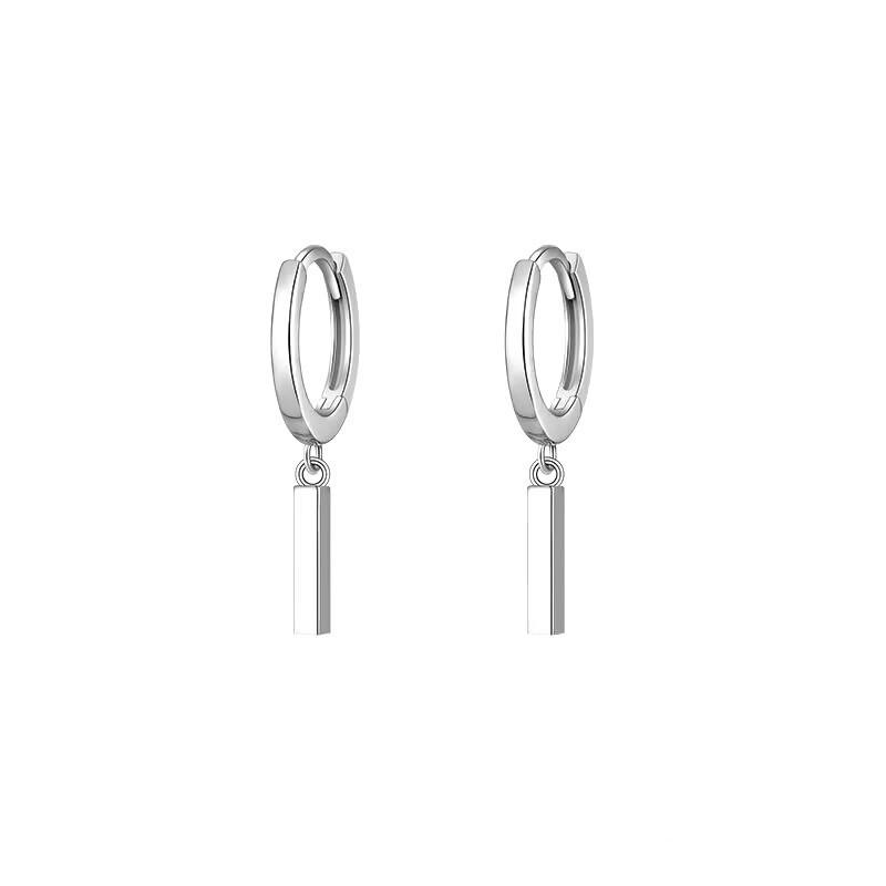 Модные мужские серьги-подвески: Серебряные серьги-кольца и подвески в стиле крутого парня
Модные мужские серьги-подвески: Серебряные серьги-кольца и подвески в стиле крутого парня