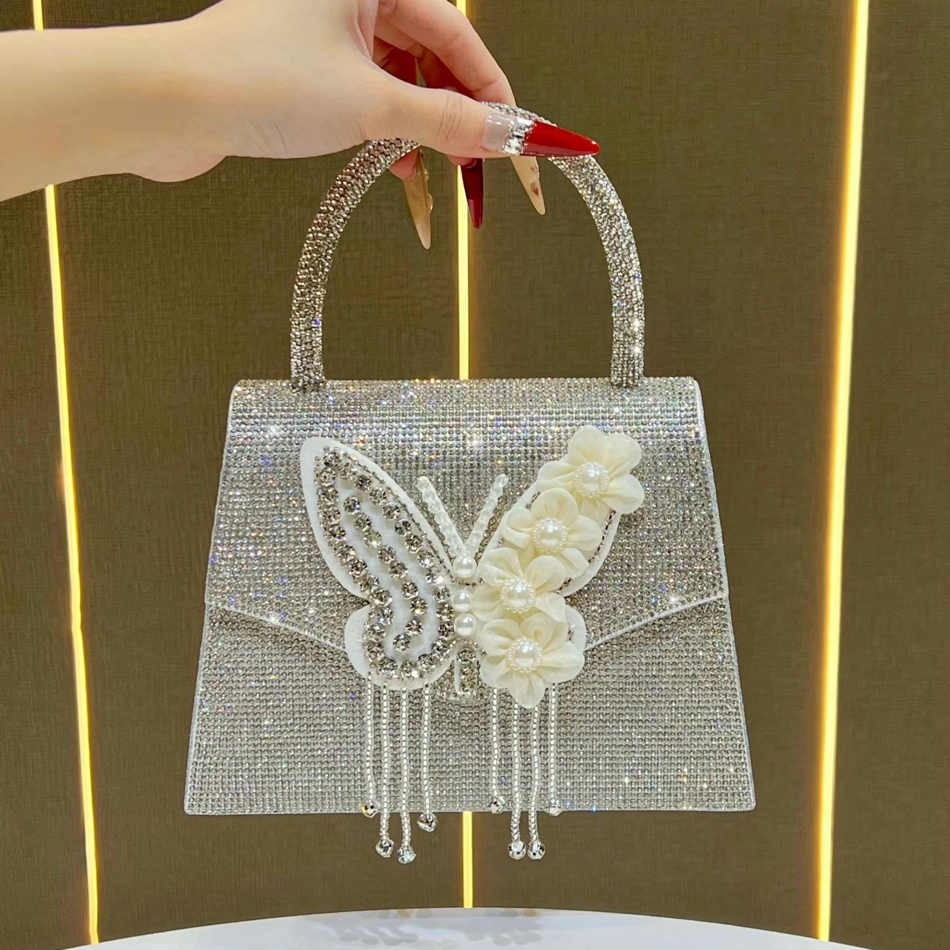 Luxury Bow Tie Evening Bags For Women Chain Shoulder Crossbody Bags Ladies Party Wedding Tassel Clutch 24-19.5-6cm серебряный
Luxury Bow Tie Evening Bags For Women Chain Shoulder Crossbody Bags Ladies Party Wedding Tassel Clutch 24-19.5-6cm серебряный