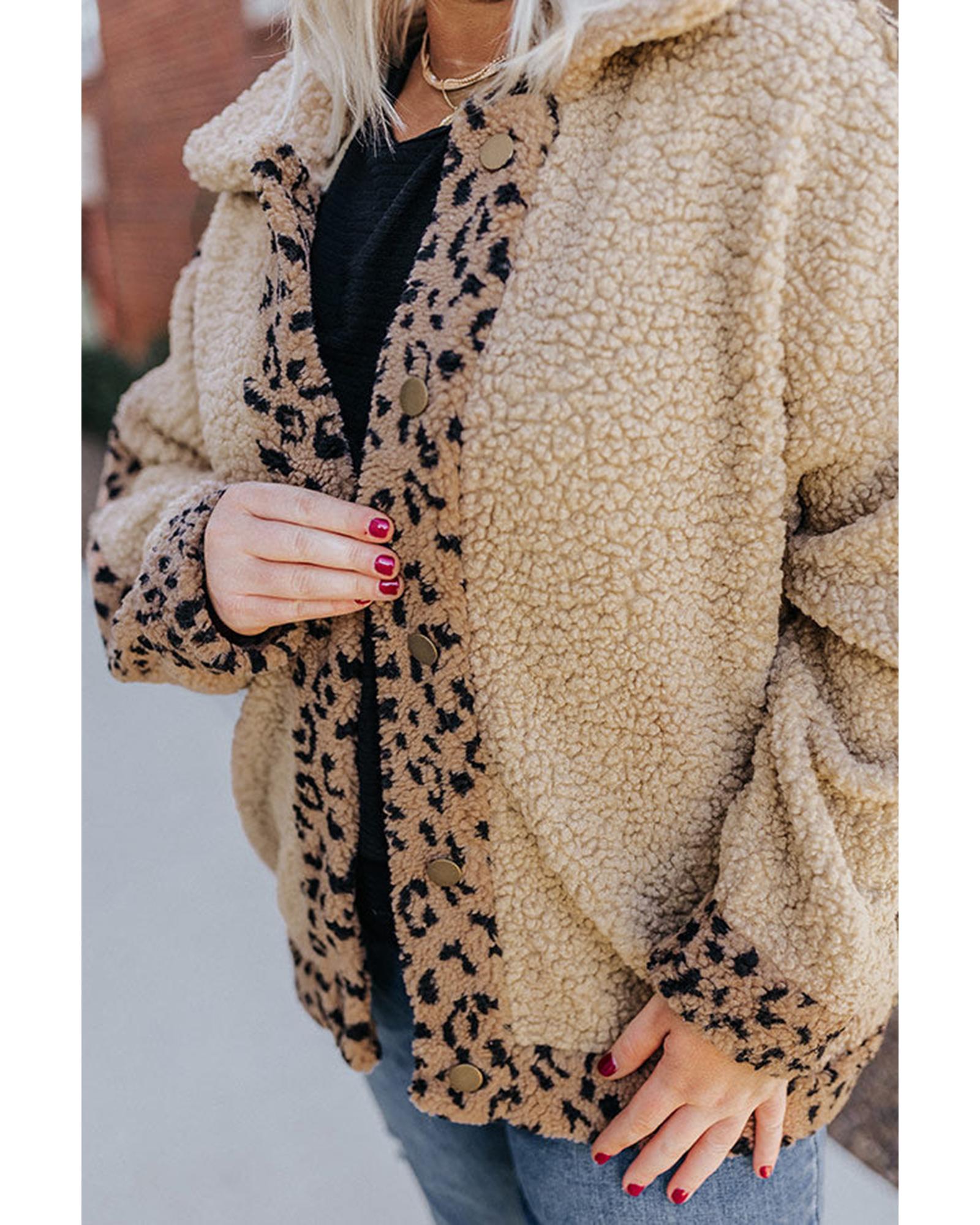 Куртка Azura Exchange Khaki Plus Size с леопардовой отделкой и застежкой на пуговицы из шерпы 2X хаки
Куртка Azura Exchange Khaki Plus Size с леопардовой отделкой и застежкой на пуговицы из шерпы 2X хаки