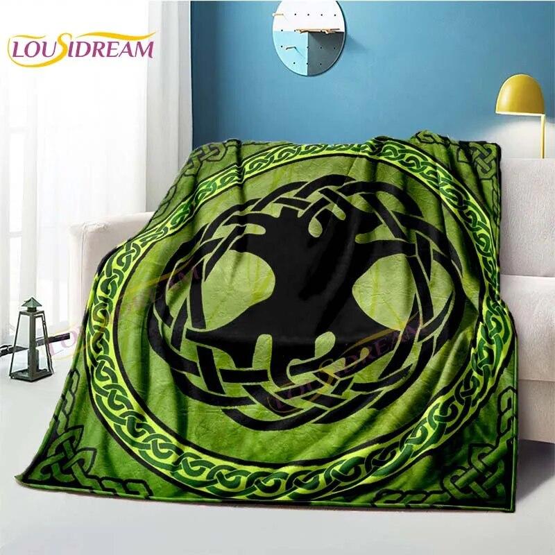 Черное фланелевое одеяло с волшебным руническим компасом викингов, одеяло с рунами Викинга Одина и ворона, мягкое одеяло для декора дивана-кровати 75x100cm 30x40inch
Черное фланелевое одеяло с волшебным руническим компасом викингов, одеяло с рунами Викинга Одина и ворона, мягкое одеяло для декора дивана-кровати 75x100cm 30x40inch