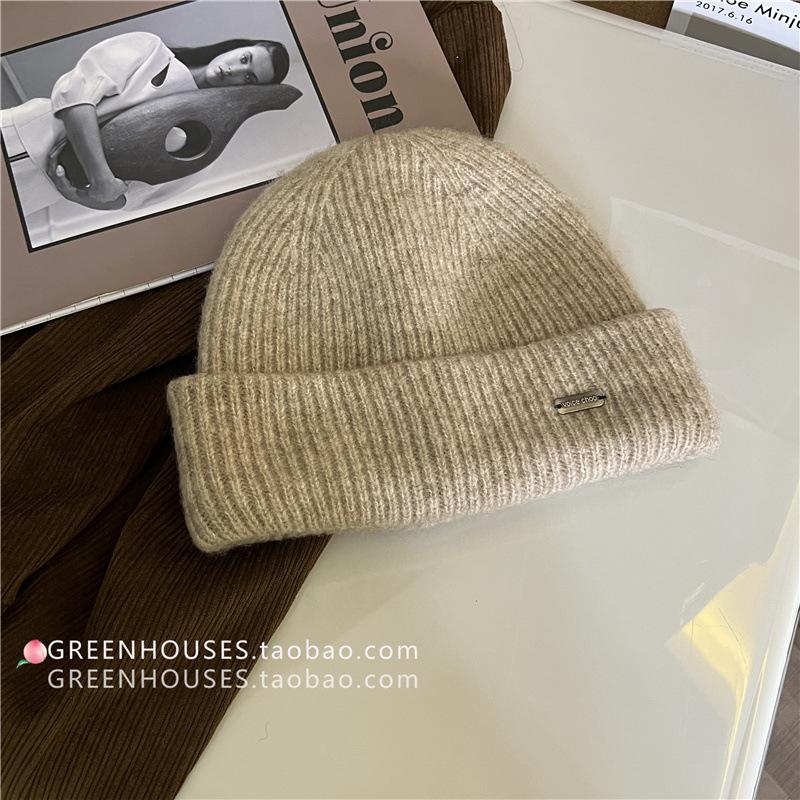 Contains wool Korean version ins simple wool hat women s new small face warm ear protection knitted hat couple M(56-58cm)
Contains wool Korean version ins simple wool hat women s new small face warm ear protection knitted hat couple M(56-58cm)