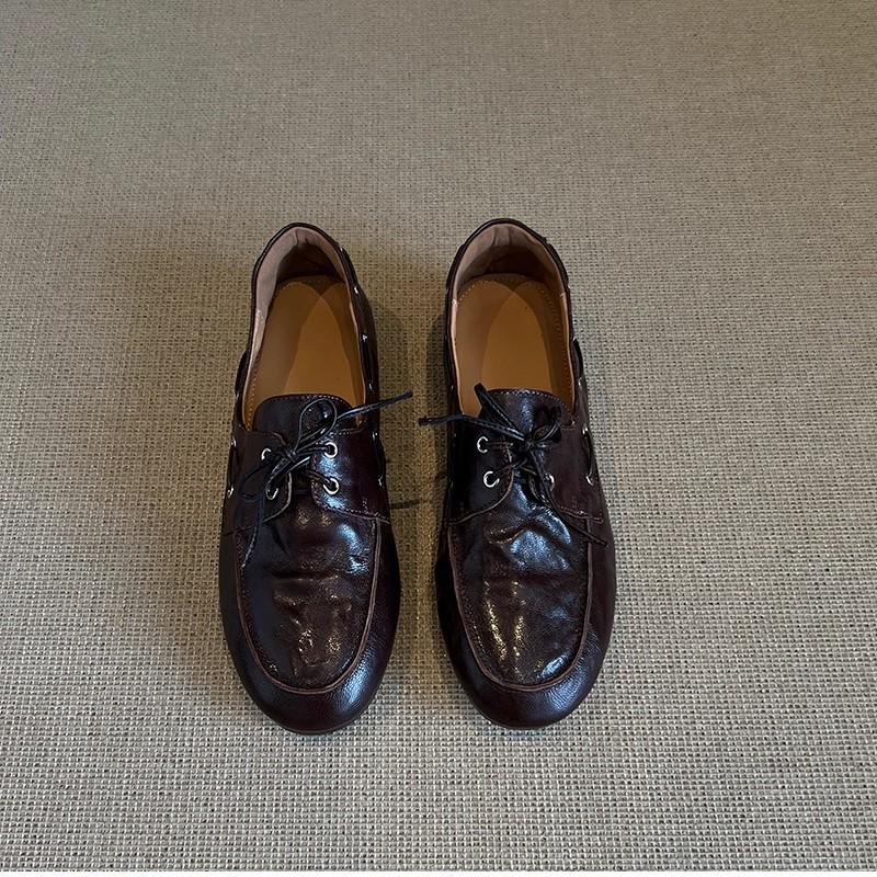 Винтажные женские кожаные лоферы на шнуровке: Круглый носок в британском стиле, плоский каблук для универсальной носки осенью/весной. 39 темно-коричневого
Винтажные женские кожаные лоферы на шнуровке: Круглый носок в британском стиле, плоский каблук для универсальной носки осенью/весной. 39 темно-коричневого