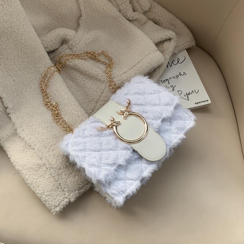 Women s Small Bag 2026 New Fashion Versatile Chain Bag Lamb Plush Shoulder Bag Crossbody Bag 20x8x15cm белый
Women s Small Bag 2026 New Fashion Versatile Chain Bag Lamb Plush Shoulder Bag Crossbody Bag 20x8x15cm белый