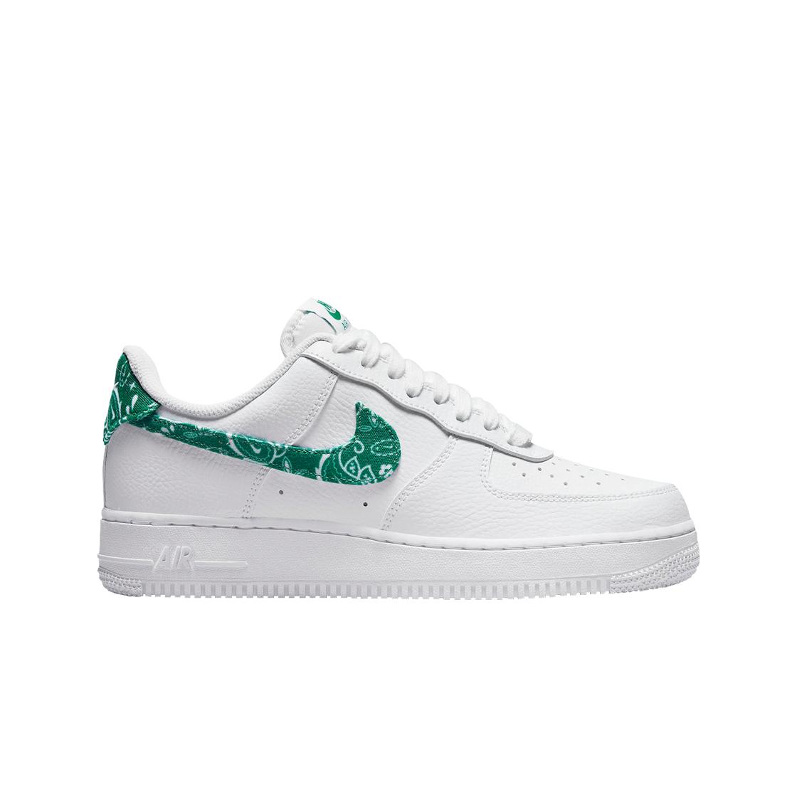 Женские кроссовки Nike Air Force 1 07 Essential Paisley Swoosh White Malachite DH4406-102
Женские кроссовки Nike Air Force 1 07 Essential Paisley Swoosh White Malachite DH4406-102