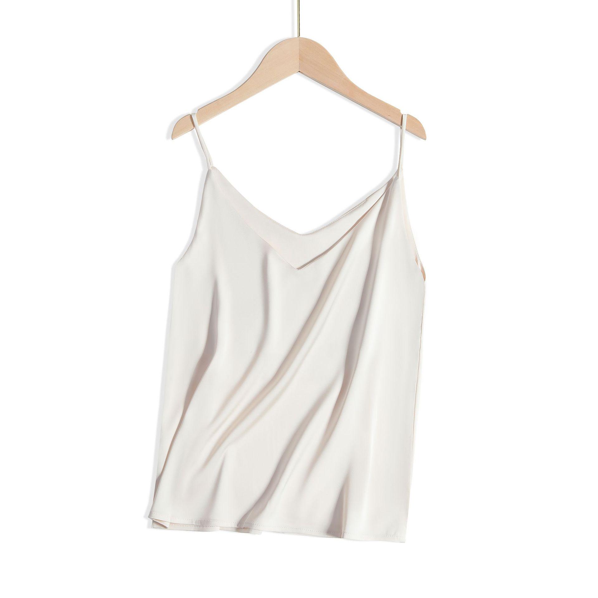 Женская шелковая майка на V-образном вырезе: Весенне-летняя модель, жилет-подкладка, стиль горячей девушки, верхняя одежда из ацетата. 6XL
Женская шелковая майка на V-образном вырезе: Весенне-летняя модель, жилет-подкладка, стиль горячей девушки, верхняя одежда из ацетата. 6XL