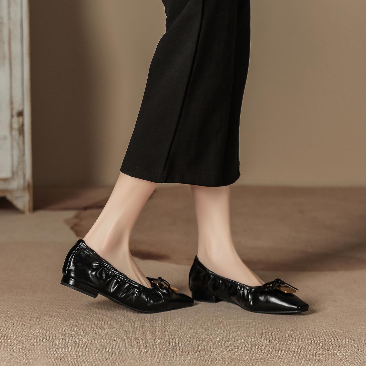 Новые туфли-лодочки с металлической квадратной пряжкой-бабочкой, новые туфли бабушки на мягкой подошве, одна педаль не устает, женские балетки для светской львицы 40
Новые туфли-лодочки с металлической квадратной пряжкой-бабочкой, новые туфли бабушки на мягкой подошве, одна педаль не устает, женские балетки для светской львицы 40