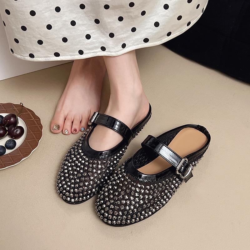 Premium sense rhinestone Mary Jane bag head half slippers women s 2025 new summer wear half tray single shoes sandals 40 срібний
Premium sense rhinestone Mary Jane bag head half slippers women s 2025 new summer wear half tray single shoes sandals 40 срібний