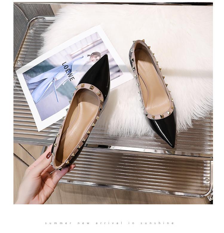 Fairy wind rivet high heels 2024 new thin heel pointed head shallow mouth sexy side empty patent leather French single shoes women 34
Fairy wind rivet high heels 2024 new thin heel pointed head shallow mouth sexy side empty patent leather French single shoes women 34