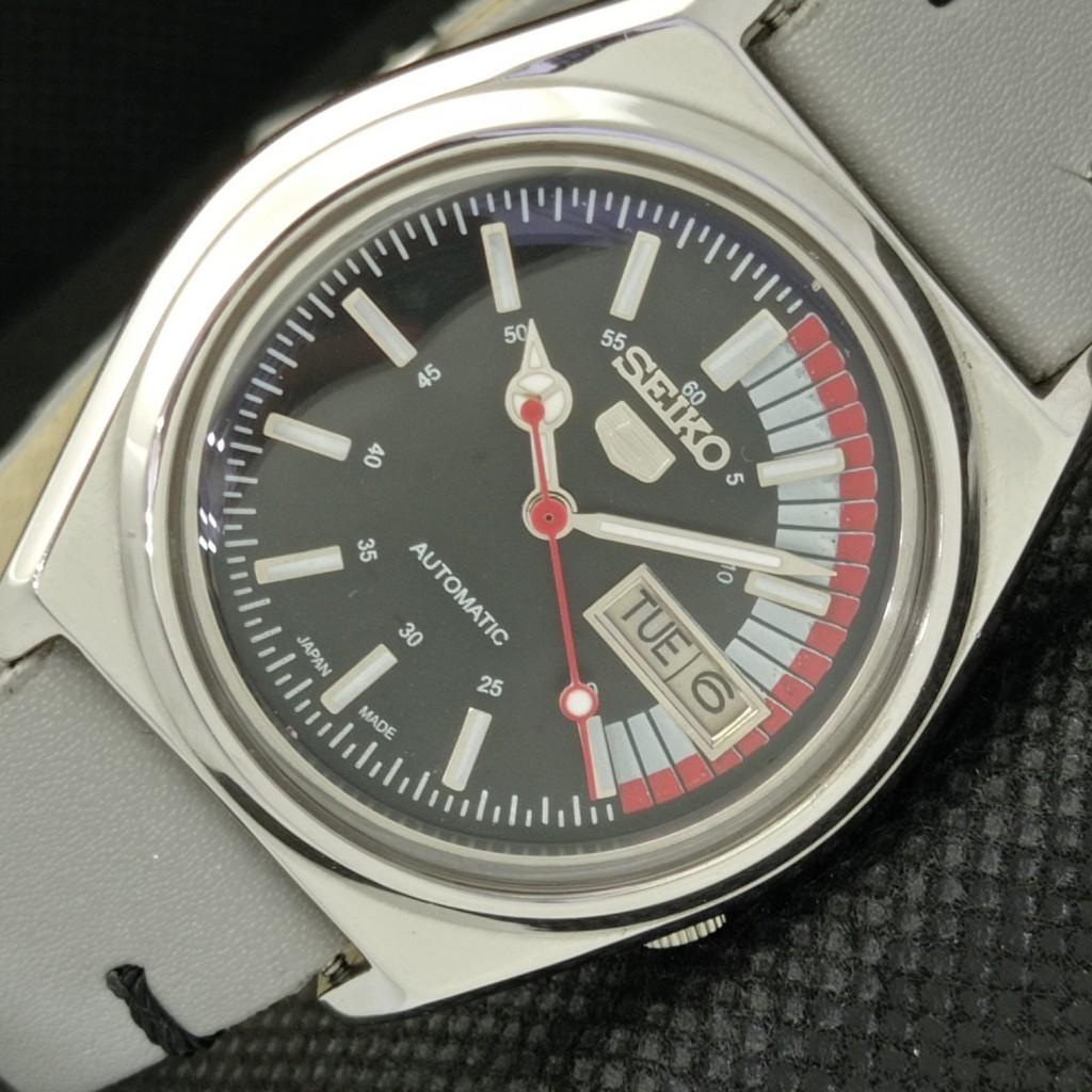 USED VINTAGE SEIKO 5 AUTOMATIC 7009A JAPAN MENS D/D BLACK WATCH 594a-a311613-2 SKU594a-a311613
USED VINTAGE SEIKO 5 AUTOMATIC 7009A JAPAN MENS D/D BLACK WATCH 594a-a311613-2 SKU594a-a311613