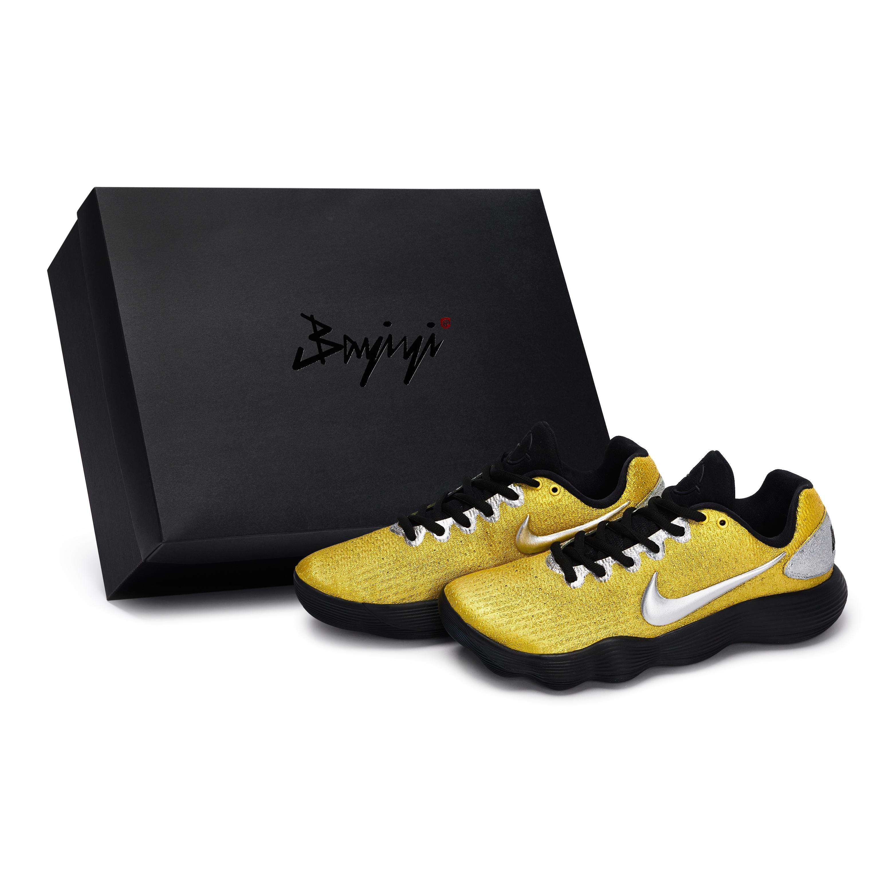 Nike Hyperdunk 2017 Basketball Shoes Unisex Low Top Black/Gold/Silver IH0634-070(Team80-SBOX) 42.5
Nike Hyperdunk 2017 Basketball Shoes Unisex Low Top Black/Gold/Silver IH0634-070(Team80-SBOX) 42.5