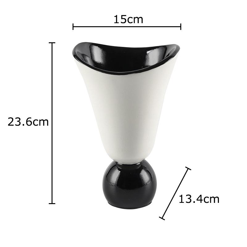 Creative White Ceramic Vase Floral Plant Pots Table Decoration Flower Arrangement White Hat Shape Vase Room Aesthetic Decor
Creative White Ceramic Vase Floral Plant Pots Table Decoration Flower Arrangement White Hat Shape Vase Room Aesthetic Decor