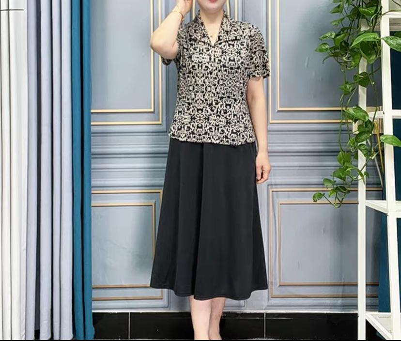 2026 Summer Floral Patchwork Slimming Cover-Up Dress for Middle-Aged Women 5XL for 145-155 jin
2026 Summer Floral Patchwork Slimming Cover-Up Dress for Middle-Aged Women 5XL for 145-155 jin