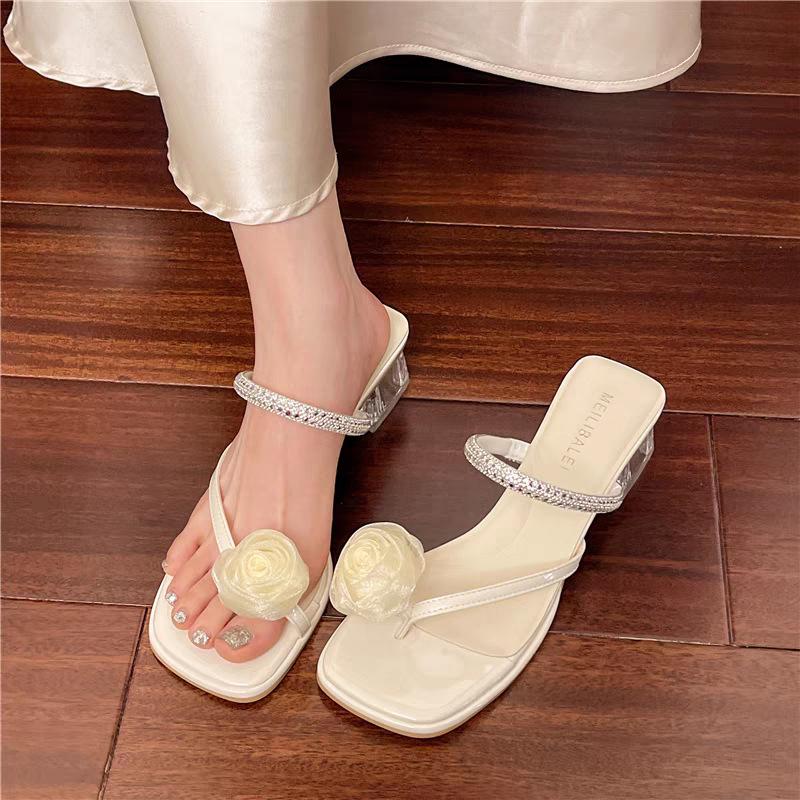 Cool slippers cover toes fashion outer wear flat bottom temperament 2025 summer new solid color cool slippers outer wear 35 серебряный
Cool slippers cover toes fashion outer wear flat bottom temperament 2025 summer new solid color cool slippers outer wear 35 серебряный