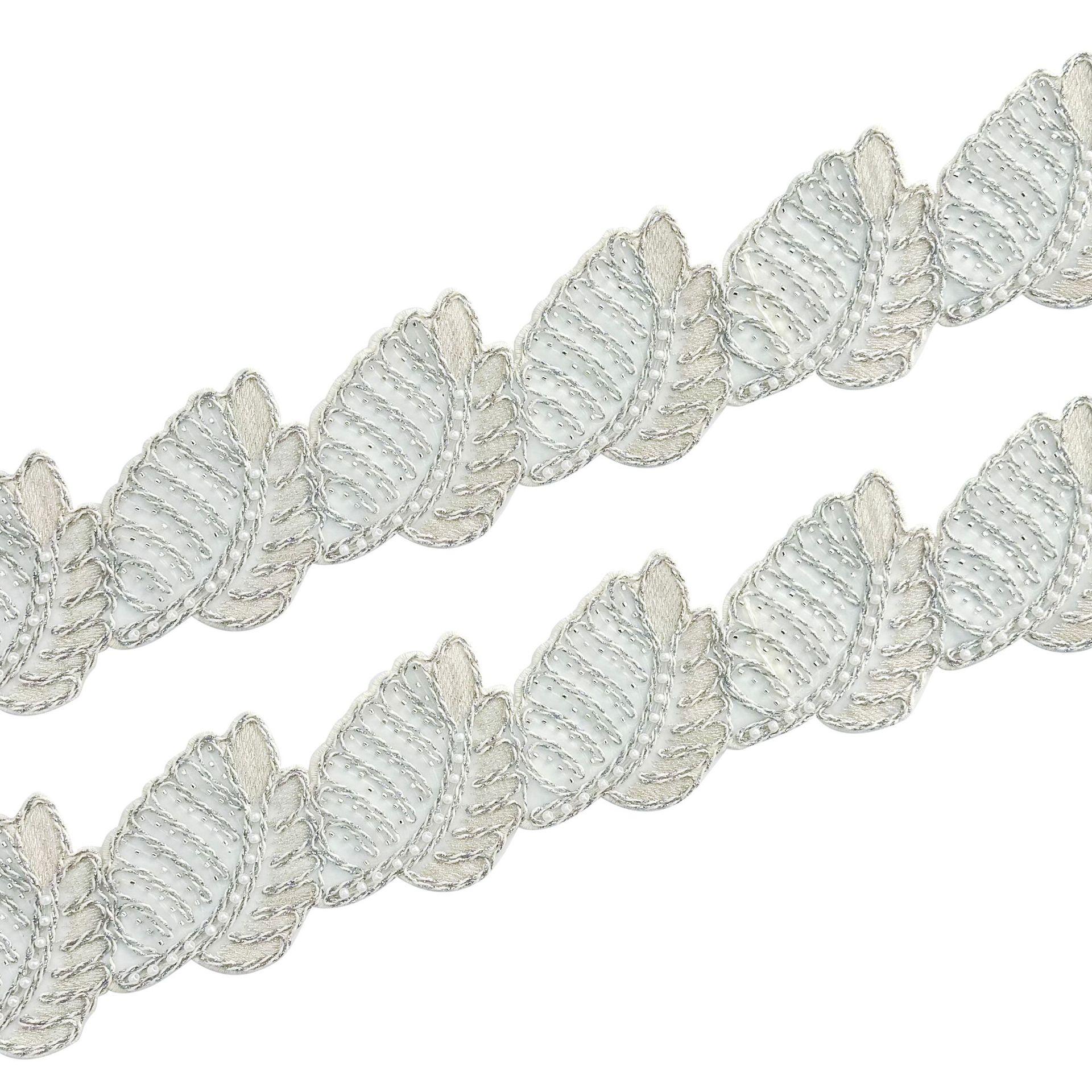 Multicolor Embroidery Leaf Bead Lace Clothing Window Accessories Luggage Dress Decorative Lace Accessories T3176 silver one size
Multicolor Embroidery Leaf Bead Lace Clothing Window Accessories Luggage Dress Decorative Lace Accessories T3176 silver one size