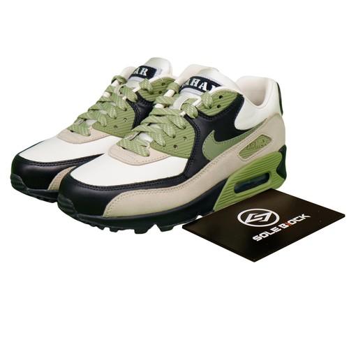 Nike Air Max 90 NRG Lahar Escape - Ivory 2019 CI5646-200 EU 36 зелёный
Nike Air Max 90 NRG Lahar Escape - Ivory 2019 CI5646-200 EU 36 зелёный