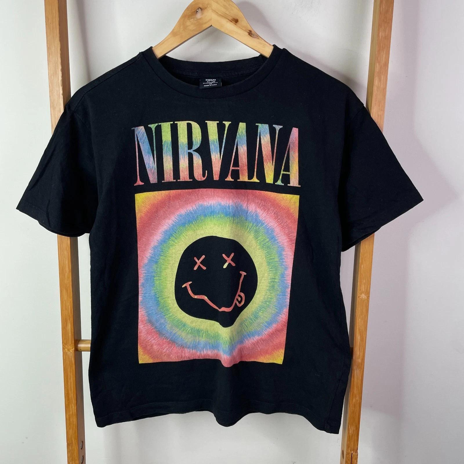 Nirvana Shirt Top Womens 14 Black Smiley Graphic Print Short Sleeve Crew Neck L
Nirvana Shirt Top Womens 14 Black Smiley Graphic Print Short Sleeve Crew Neck L