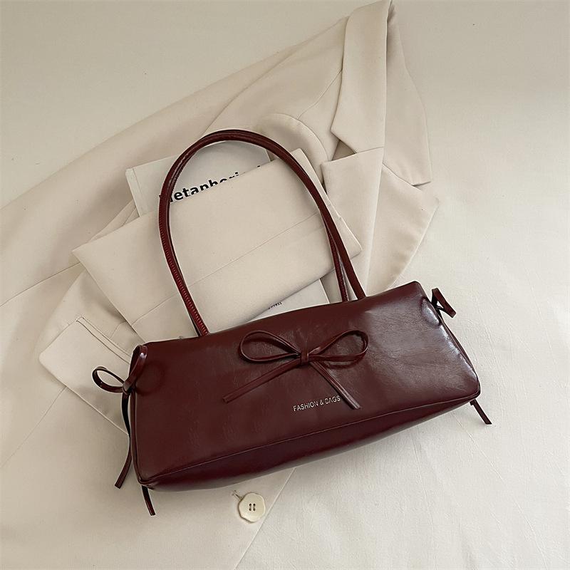 Solid Color Bow Pu Shoulder Underarm Bags for Women Travel Large Capacity Ladies Handbag Simple Portable Female Pillow Bag Tote червоний
Solid Color Bow Pu Shoulder Underarm Bags for Women Travel Large Capacity Ladies Handbag Simple Portable Female Pillow Bag Tote червоний