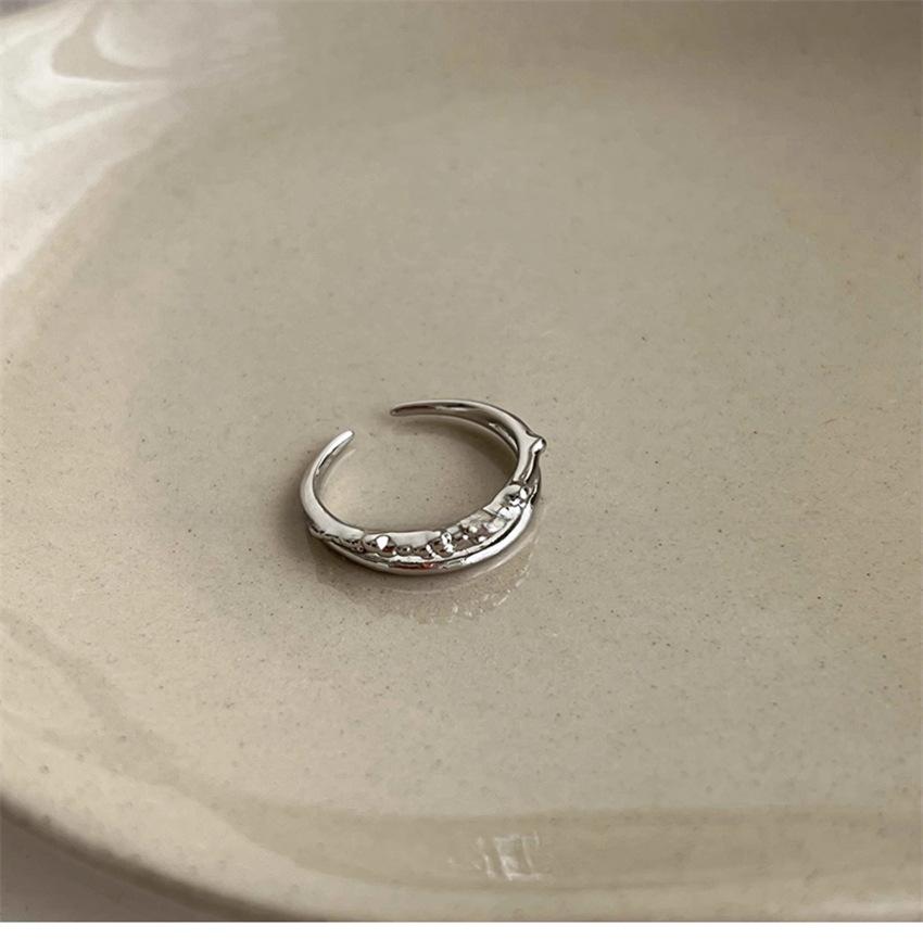 Adjustable Open Flower Ring With White Chalcedony Delicate Floral Tail Ring Double Layer Texture opening adjustable
Adjustable Open Flower Ring With White Chalcedony Delicate Floral Tail Ring Double Layer Texture opening adjustable