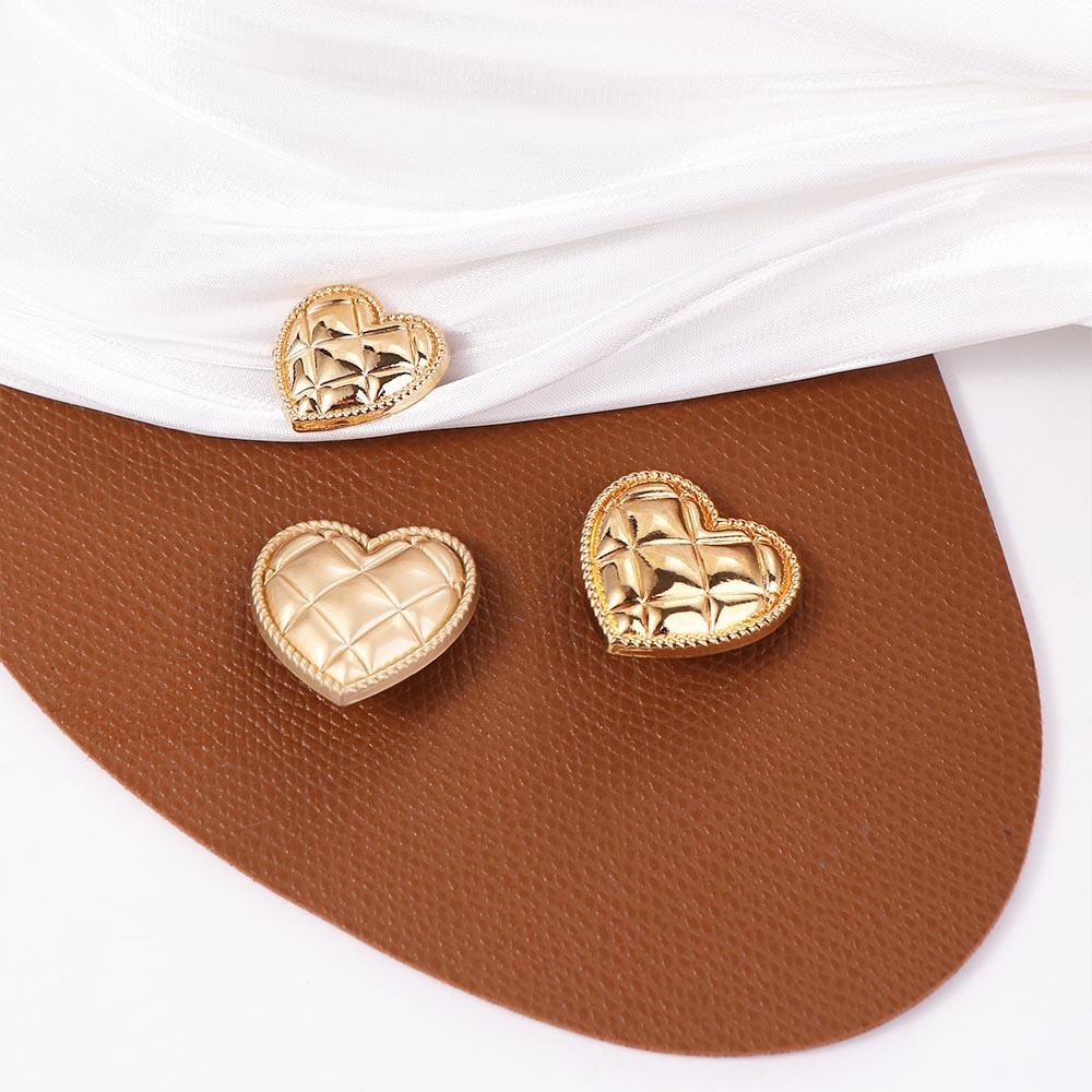Vintage Gold Fashion Metal Shank Buttons Decorative Buttons Clothing Accesories Sewing Material 25mm-bright gold
Vintage Gold Fashion Metal Shank Buttons Decorative Buttons Clothing Accesories Sewing Material 25mm-bright gold