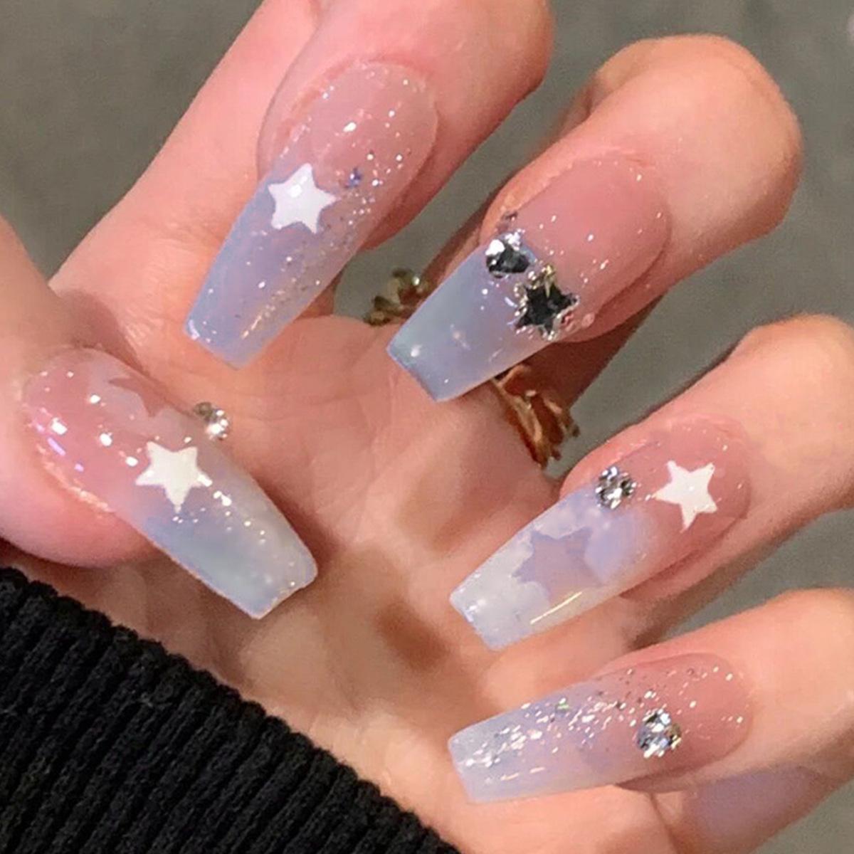 Gentle & Pure Gradient Glitter Star Press-On Nails: Transparent Wearable Nail Art Stickers
Gentle & Pure Gradient Glitter Star Press-On Nails: Transparent Wearable Nail Art Stickers