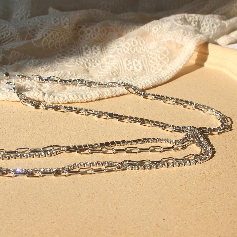 Accessories, Simple Temperament Double-Layer Paperclip Glasses Chain, Retro Trendy Cool Claw Diamond Beaded Sunglasses Chain срібний
Accessories, Simple Temperament Double-Layer Paperclip Glasses Chain, Retro Trendy Cool Claw Diamond Beaded Sunglasses Chain срібний