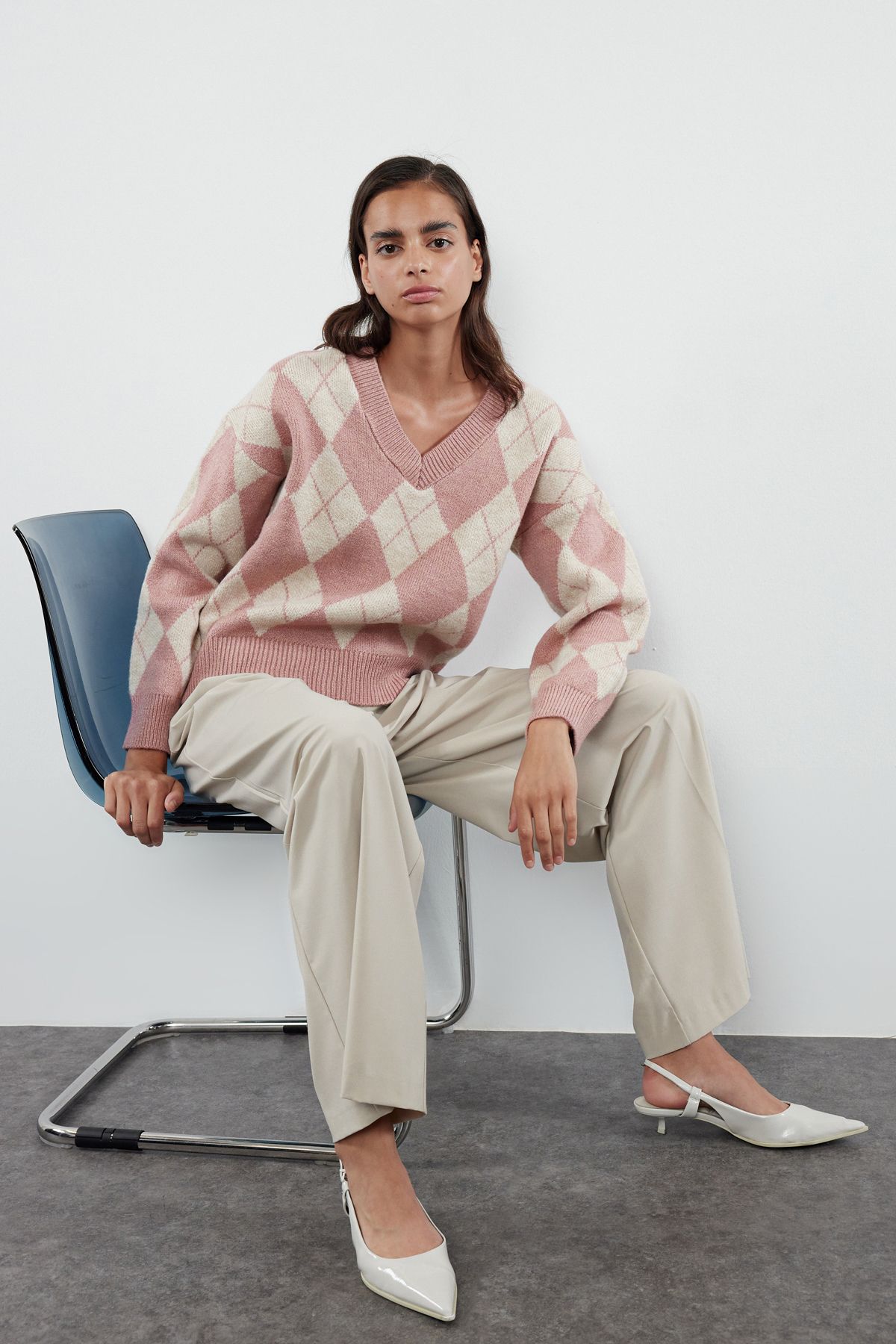 Women s Fashionable Stylish Sweater Dusty Rose Soft Textured Baklava Knitwear Sweater L
Women s Fashionable Stylish Sweater Dusty Rose Soft Textured Baklava Knitwear Sweater L